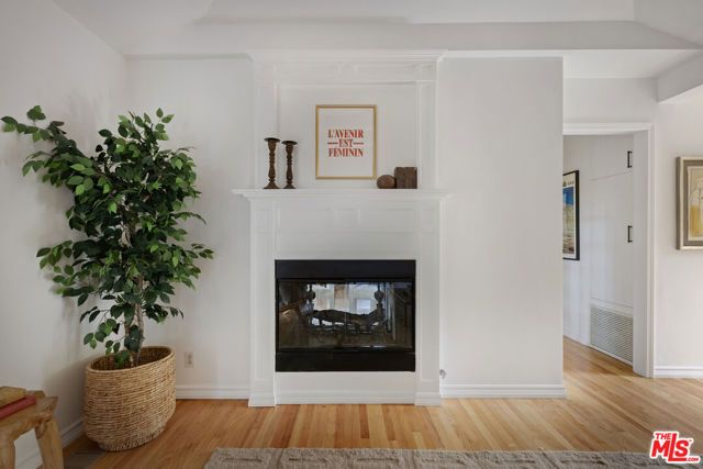 4900 Glenalbyn Drive, Los Angeles, CA 90065