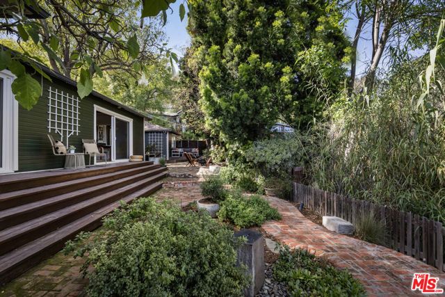 4900 Glenalbyn Drive, Los Angeles, CA 90065