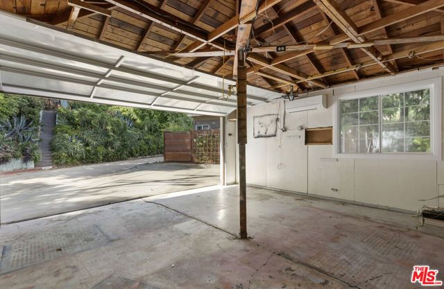 4900 Glenalbyn Drive, Los Angeles, CA 90065