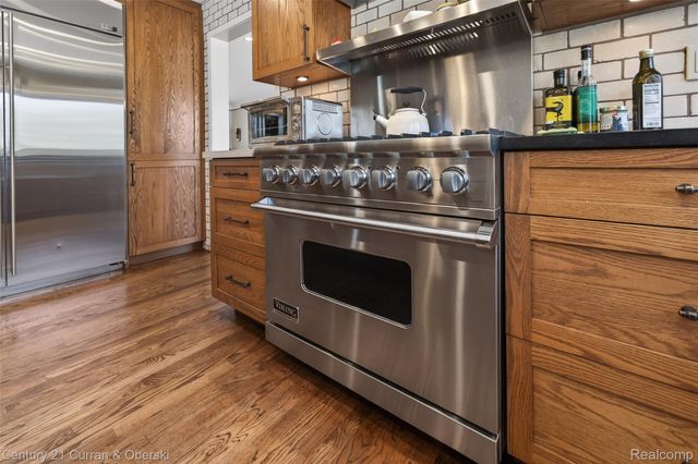 6130 Idlewyle Road, Bloomfield Hills, MI 48301