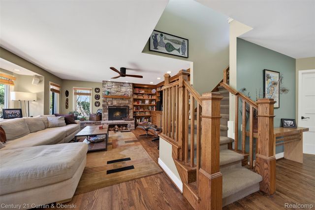6130 Idlewyle Road, Bloomfield Hills, MI 48301