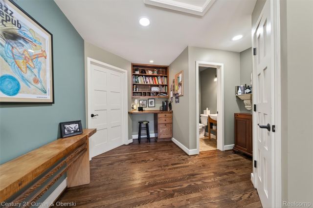 6130 Idlewyle Road, Bloomfield Hills, MI 48301