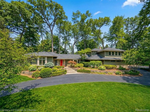 6130 Idlewyle Road, Bloomfield Hills, MI 48301