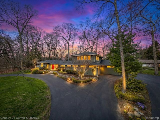 6130 Idlewyle Road, Bloomfield Hills, MI 48301