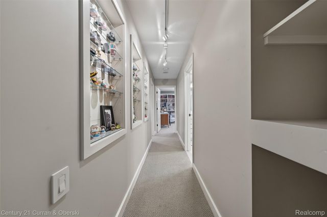6130 Idlewyle Road, Bloomfield Hills, MI 48301