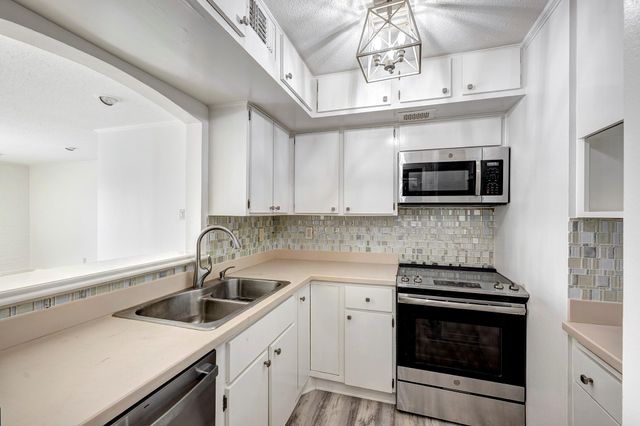 3614 Montrose Boulevard 1106, Houston, TX 77006