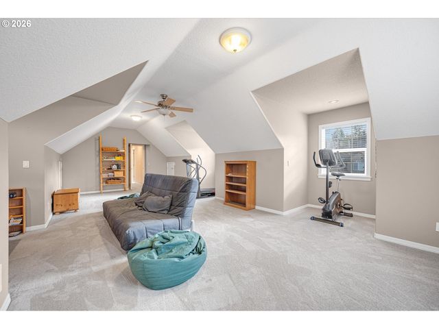 2530 BEACON HILL Dr, West Linn, OR 97068