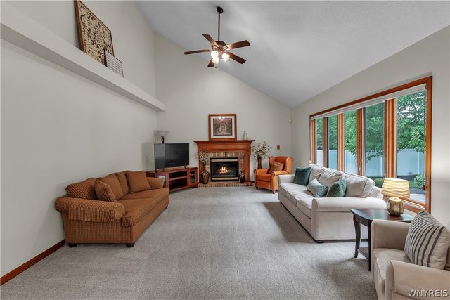 5225 Fox Trace, Clarence, NY 14221