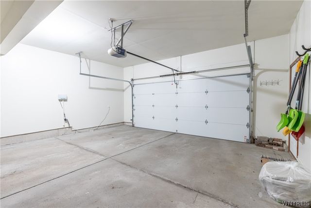 5225 Fox Trace, Clarence, NY 14221