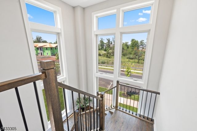 71 Village Dr, Montgomery Twp., NJ 08558