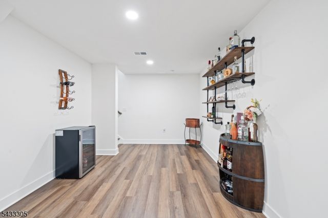 71 Village Dr, Montgomery Twp., NJ 08558