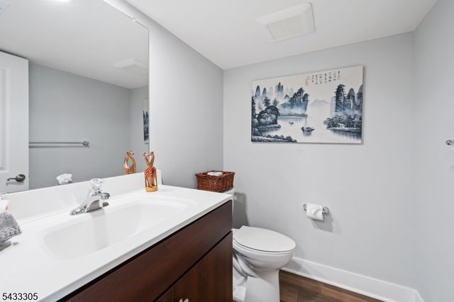 71 Village Dr, Montgomery Twp., NJ 08558