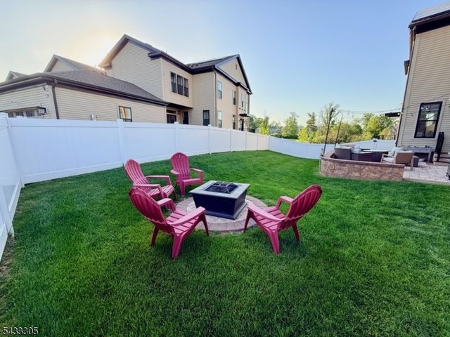71 Village Dr, Montgomery Twp., NJ 08558