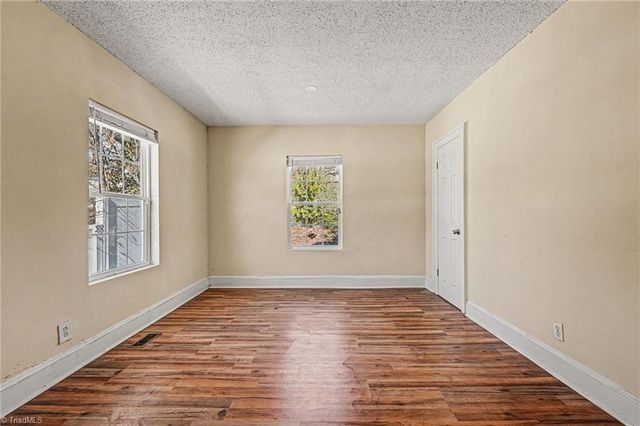 513 Broad Avenue, Greensboro, NC 27406