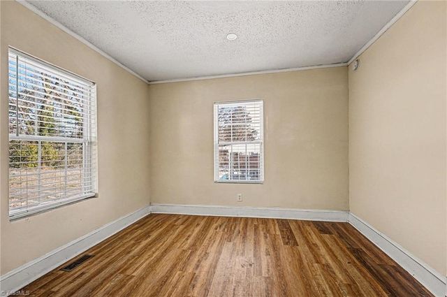 513 Broad Avenue, Greensboro, NC 27406