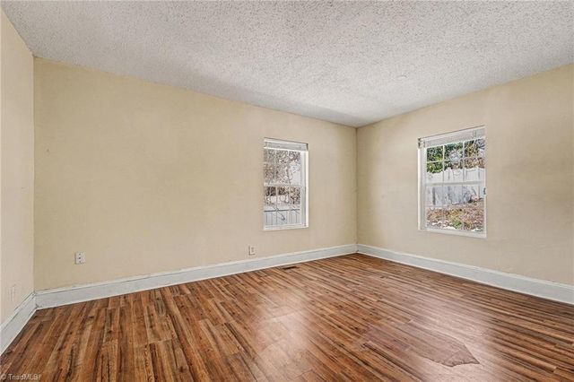 513 Broad Avenue, Greensboro, NC 27406