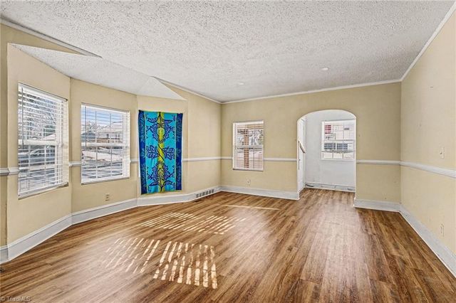 513 Broad Avenue, Greensboro, NC 27406