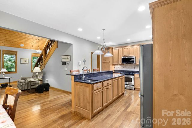149 Oriole Road, Brevard, NC 28712
