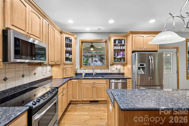 149 Oriole Road, Brevard, NC 28712