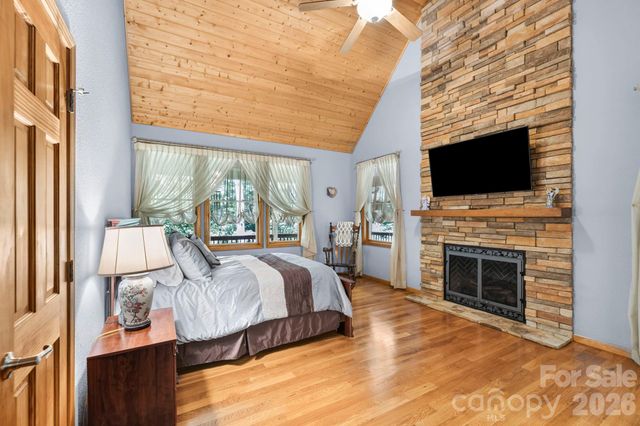 149 Oriole Road, Brevard, NC 28712
