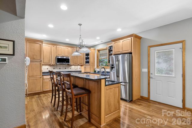 149 Oriole Road, Brevard, NC 28712