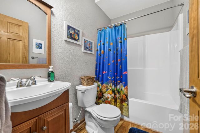 149 Oriole Road, Brevard, NC 28712