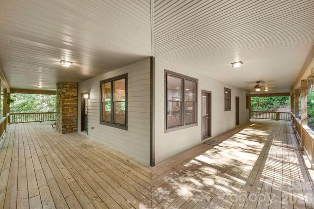 149 Oriole Road, Brevard, NC 28712