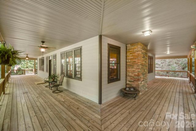 149 Oriole Road, Brevard, NC 28712