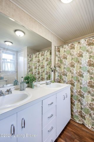 2918 Beaumont Rd, Louisville, KY 40205