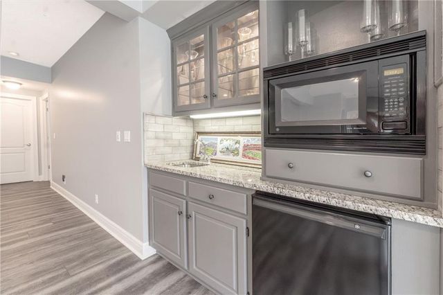 14608 BLUEJACKET Street, Overland Park, KS 66221