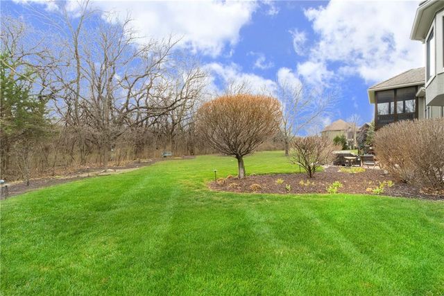 14608 BLUEJACKET Street, Overland Park, KS 66221