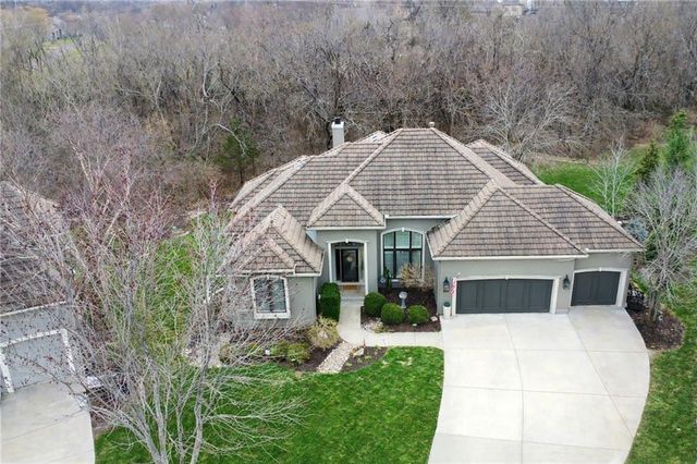 14608 BLUEJACKET Street, Overland Park, KS 66221
