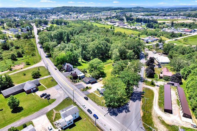 575 Stoystown Rd, Somerset Twp, PA 15501