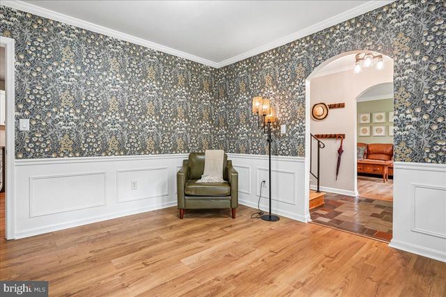 8021 WHITTING DR, Manassas, VA 20112