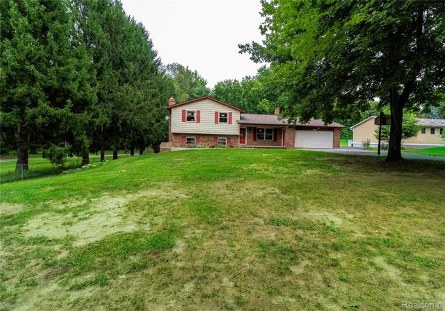 2421 Judy Conn Drive, Mayfield Township, MI 48446