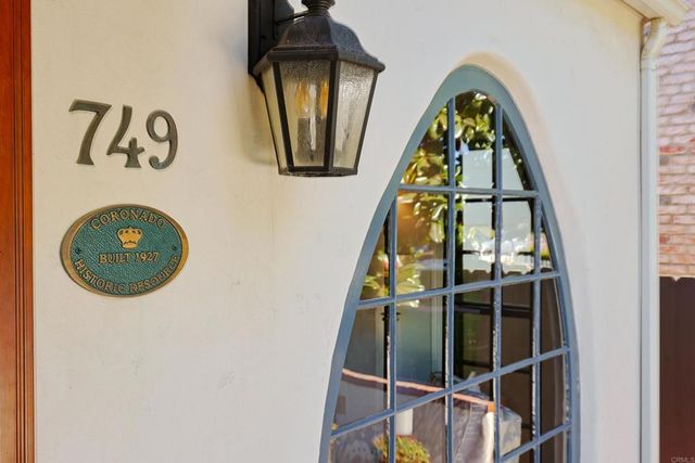 749 J Avenue, Coronado, CA 92118