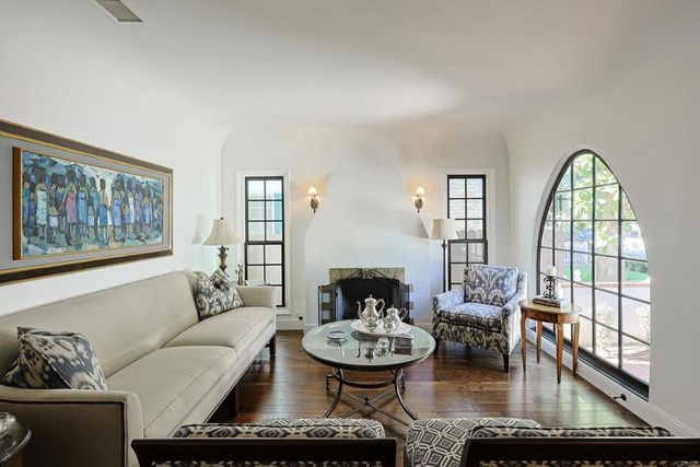 749 J Avenue, Coronado, CA 92118
