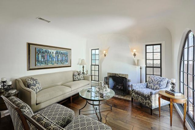 749 J Avenue, Coronado, CA 92118