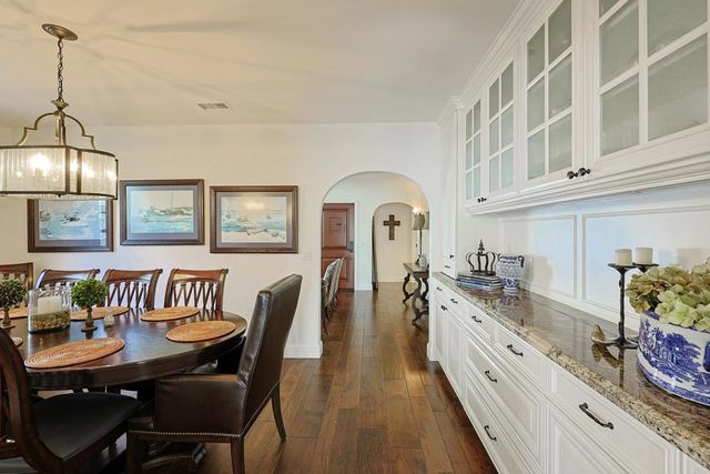 749 J Avenue, Coronado, CA 92118