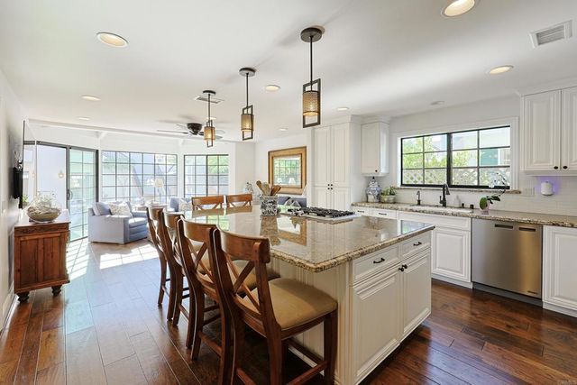 749 J Avenue, Coronado, CA 92118