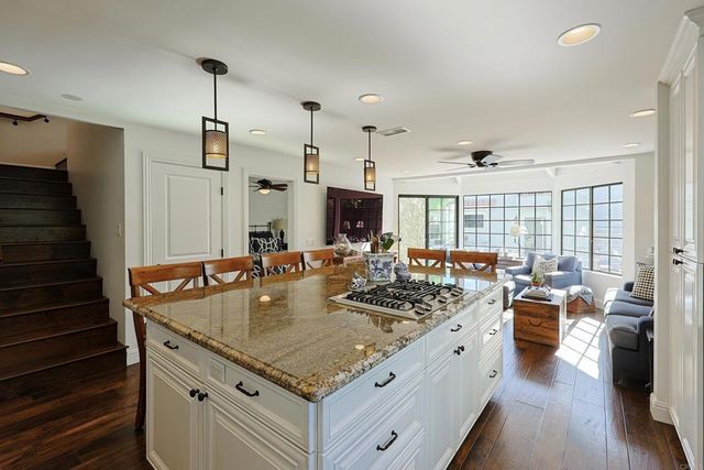 749 J Avenue, Coronado, CA 92118