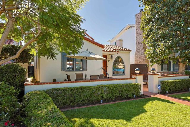 749 J Avenue, Coronado, CA 92118