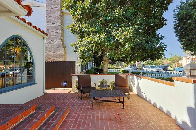 749 J Avenue, Coronado, CA 92118