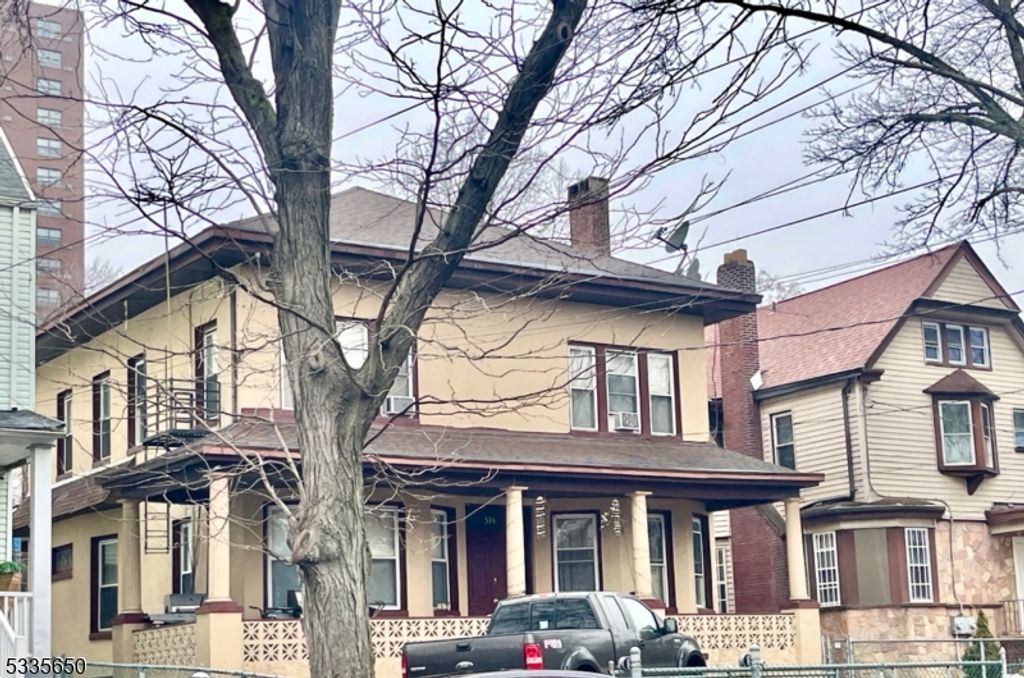 574 Summer Ave, Newark City, NJ 07104