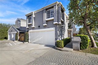 168 23rd D, Costa Mesa, CA 92627