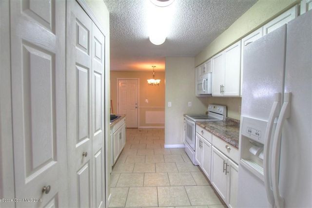 273 E Towne Place, Titusville, FL 32796