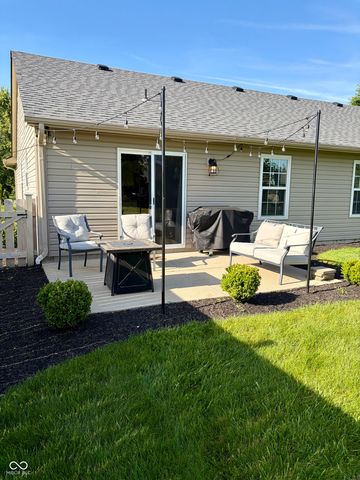 394 E Quail Wood Lane, Westfield, IN 46074