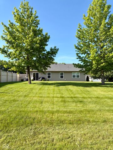 394 E Quail Wood Lane, Westfield, IN 46074
