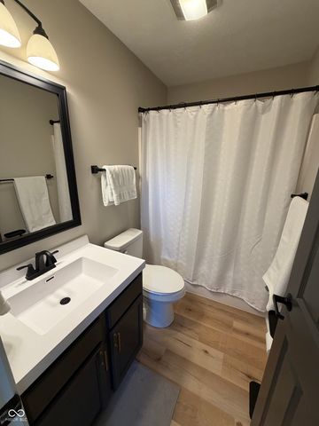 394 E Quail Wood Lane, Westfield, IN 46074