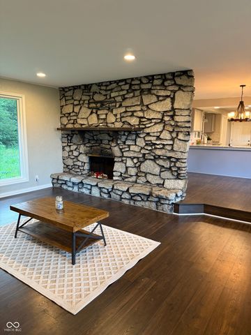 1917 E 1150 N, Alexandria, IN 46001